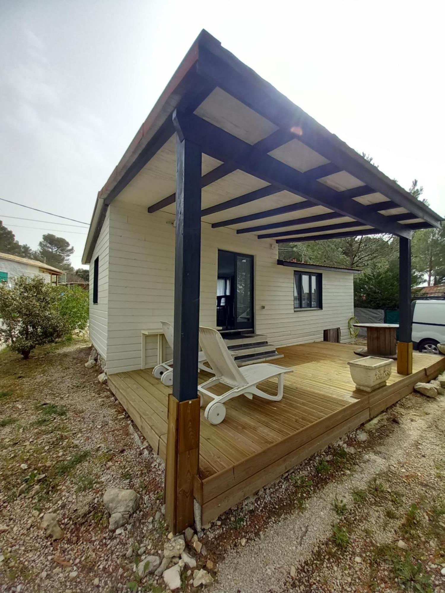 Mobilhome A Deux Pas Du Circuit Du Castellet Avec Terrasse Vue Mer Le Castellet  ภายนอก รูปภาพ