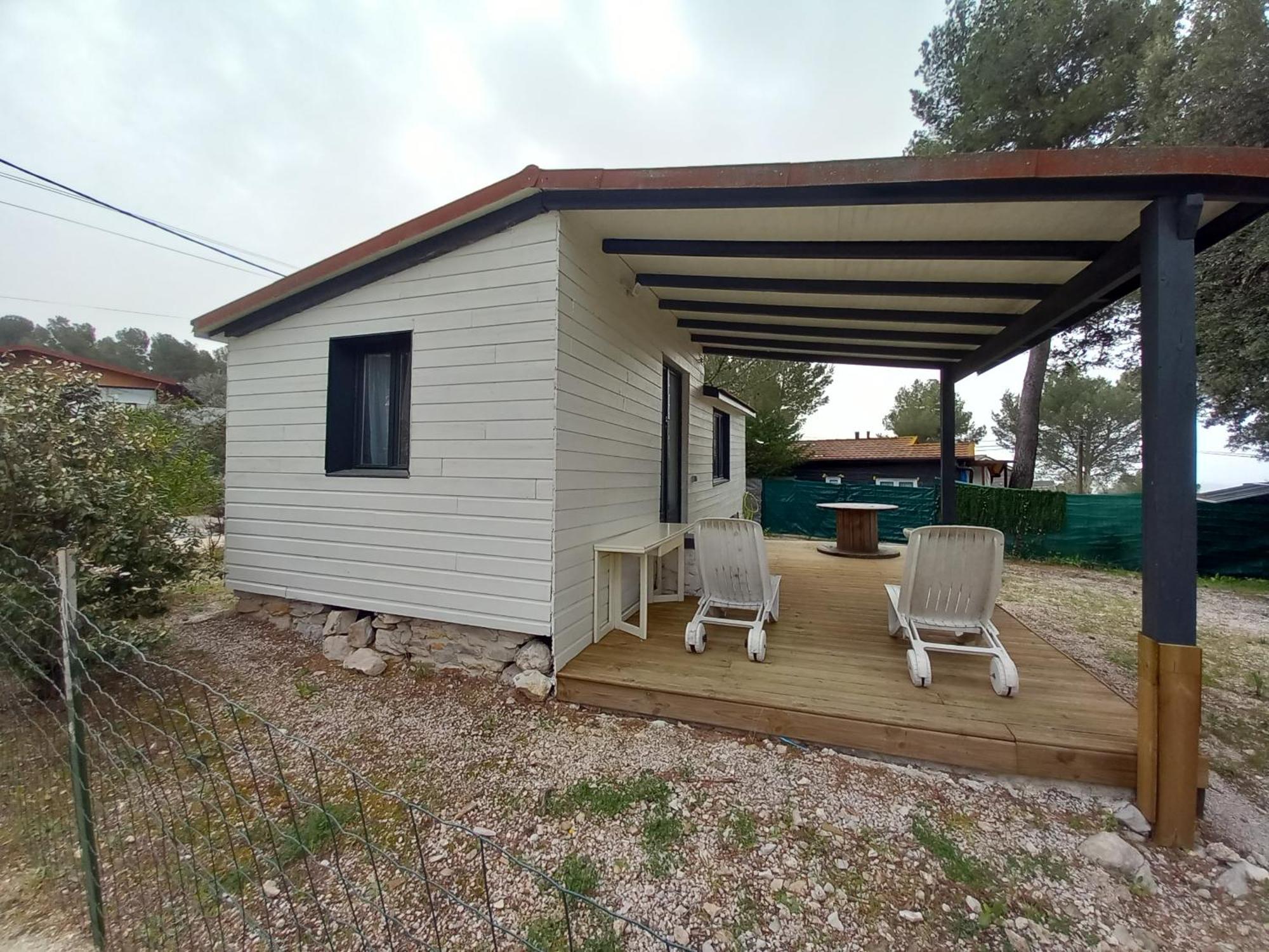 Mobilhome A Deux Pas Du Circuit Du Castellet Avec Terrasse Vue Mer Le Castellet  ภายนอก รูปภาพ